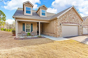 113-E Chelsea Ct Exterior